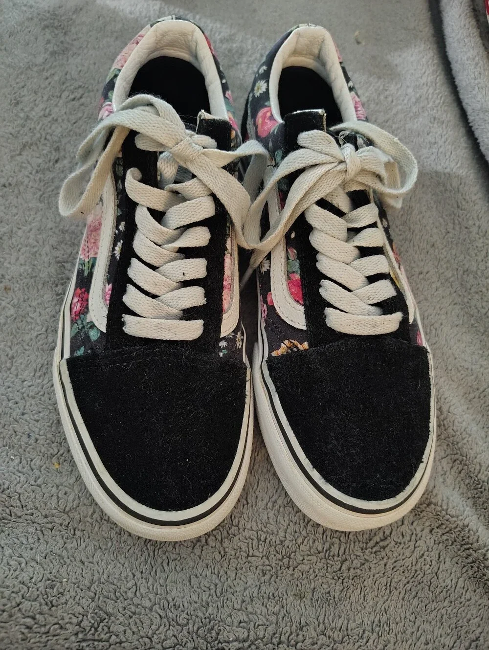 Vans Women's Floral Black Lace-Up Sneakers